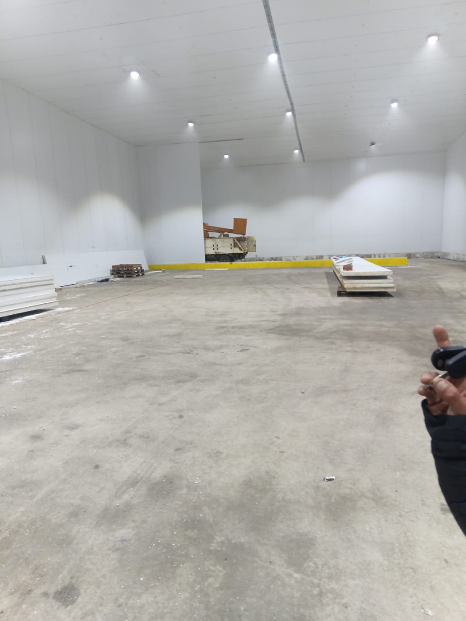 Construcción de cámaras frigoríficas múltiples